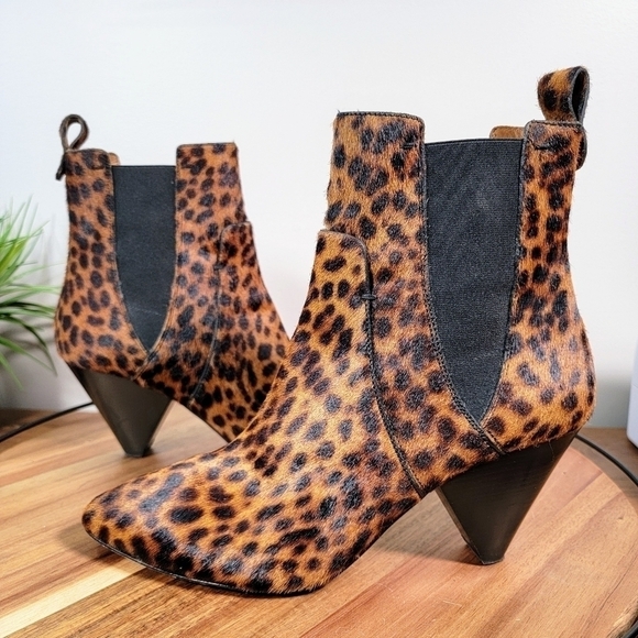 Veronica Beard Landon Calf Hair Leopard Print Booties Cone Heel Size 40.5 - Picture 6 of 17
